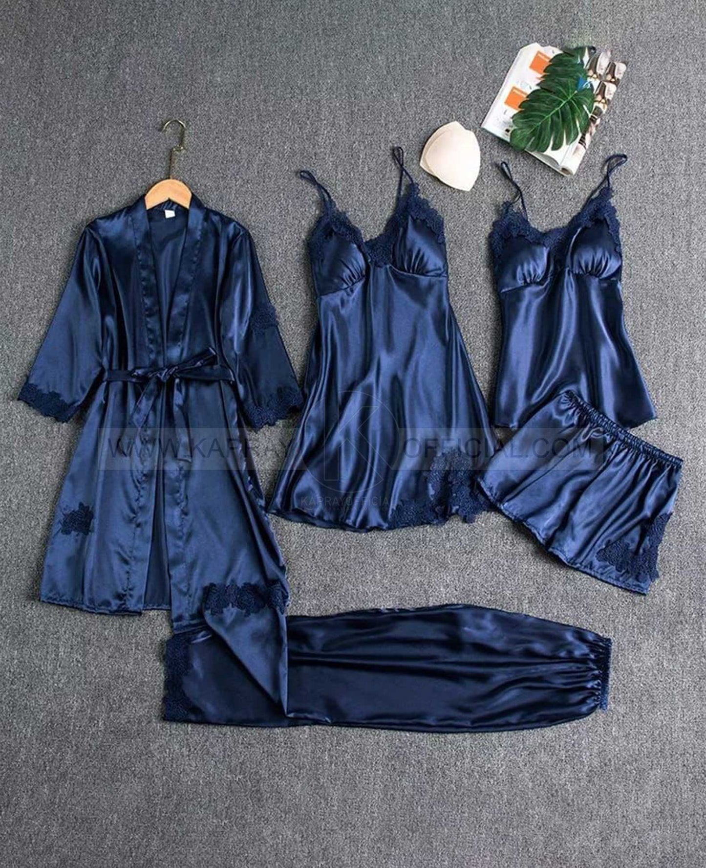 Fancy 5-Piece Nighty