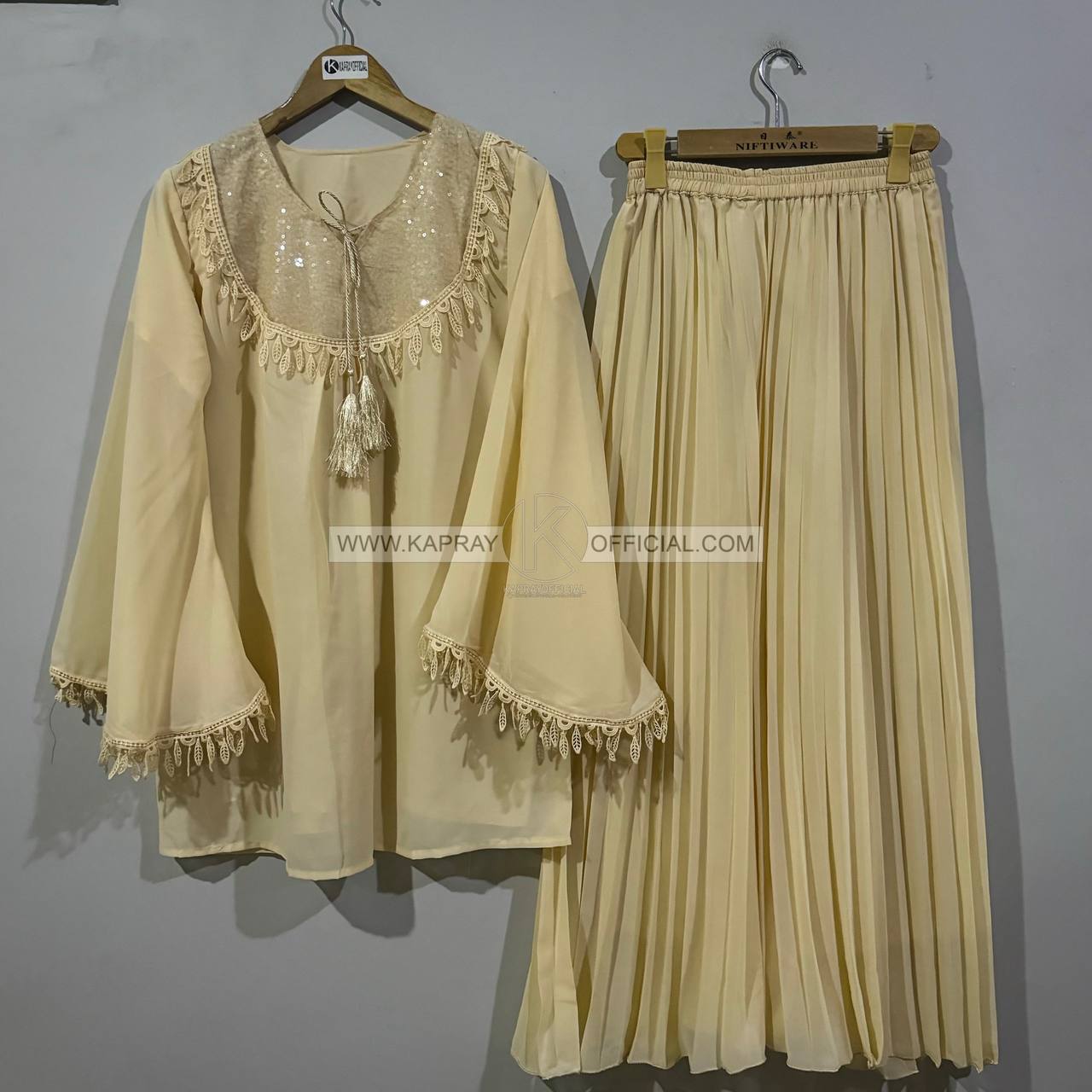 Fancy Sequence 2-Piece Suit