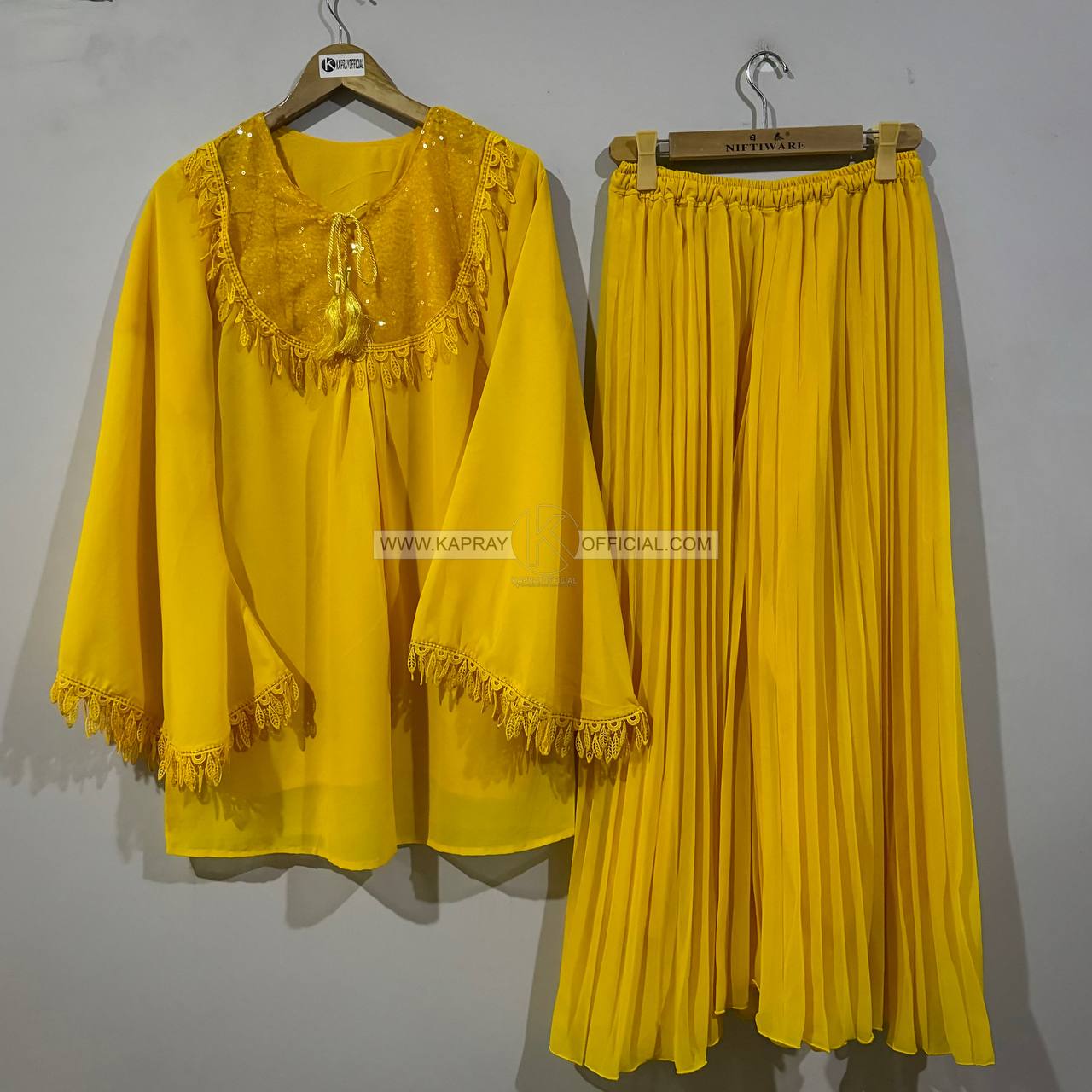 Fancy Sequence 2-Piece Suit