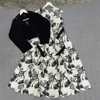 Elegant Cote Maxi Dress K90