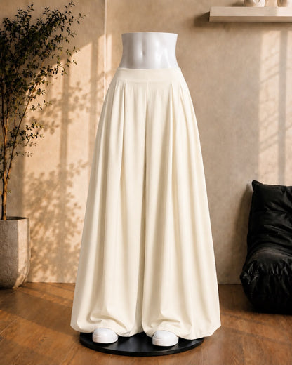 Chic Pleated Flapper