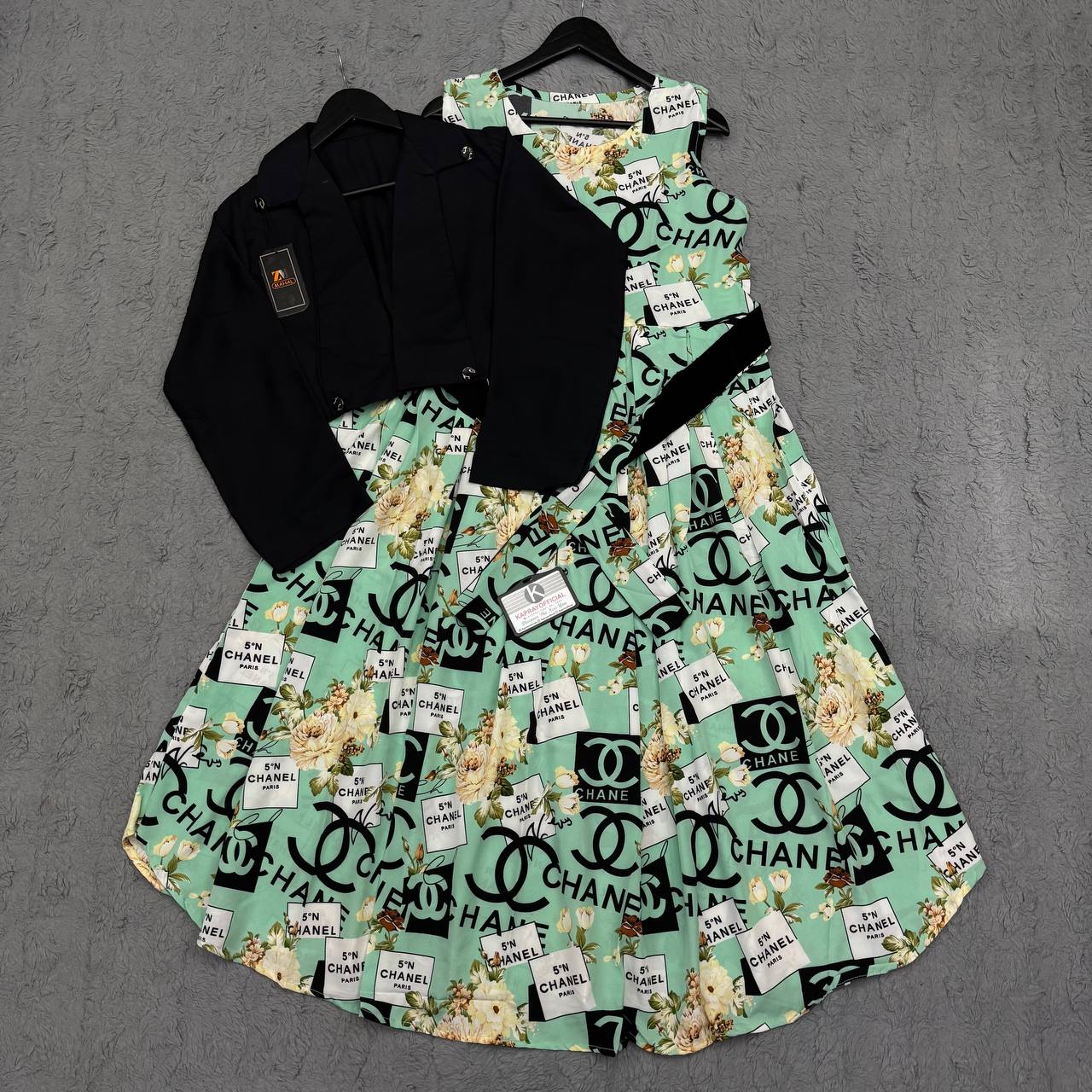 Elegant Cote Maxi Dress K90